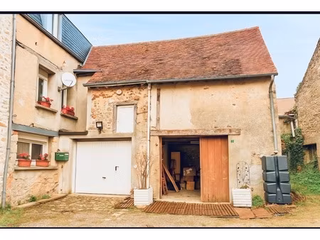maison de ville de 157m² avec potentiel local professionnel et dépendances  jardin 90 950 