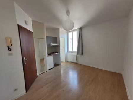 studio - 16.54 m2 - quartier republique/carnot
