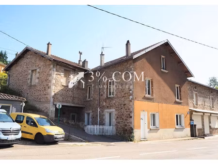 vente maison 12 pièces 230 m² à lamastre (07270)  145 000 €