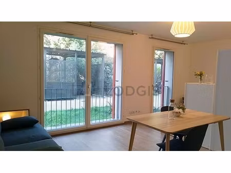 studio meublé avec local à vélos