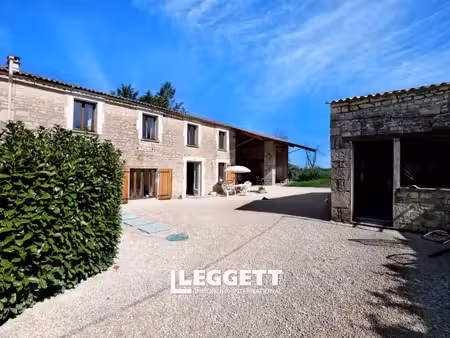 maison 8 pièce(s)  dampierre-sur-boutonne
