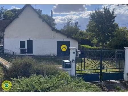 maison mitoyenne d'un côté