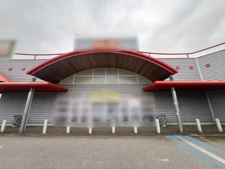 immobilier professionnel à louer maurepas