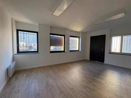 à louer ? bureau au sein du pôle santé ?la passerelle du bien-être'