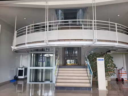 ensemble immobilier exceptionnel au cœur de la ville et proche de l'océan !