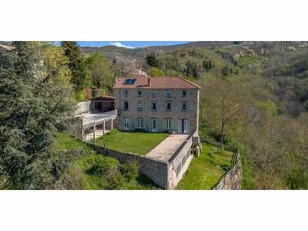 maison contemporaine avec jardin et terrasse pailharès (07)