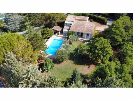 vente maison 6 pièces 190 m² pernes-les-fontaines (84210)