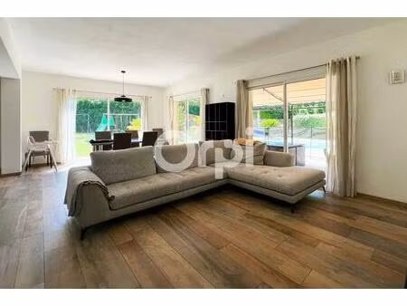 maison meublée avec piscine