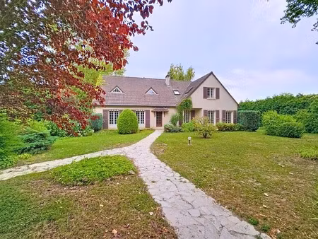 belle propriété familiale  à découvrir sans plus attendre !