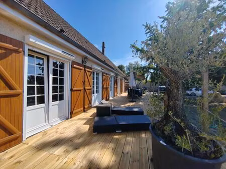 plain-pied de 130 m² sur une parcelle de 3000 m²