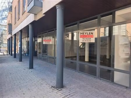 commerce - rez-de-chausée