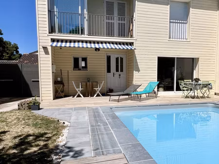 maison 3 chambres piscine garage poitiers