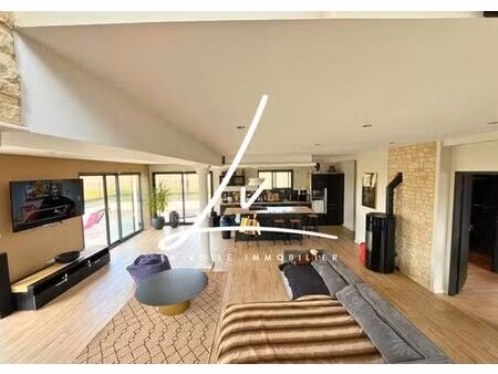 maison de 4 chambres de luxe en vente à moult  france