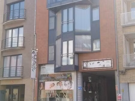 garage à louer à motorstaanplaats b tiensesteenweg 52 saint-trond (rbu20995)