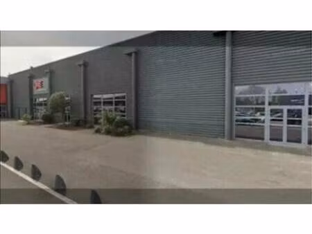 local commercial à louer