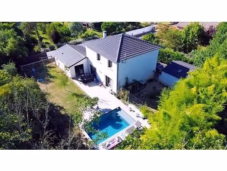 à seulement 10 min de fronton et de bressols - maison contemporaine de 153 m² - 4 chambres