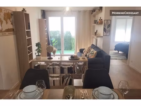 location meublée appartement 2 pièces 44 m² à athis-mons (91200)  1 250 €