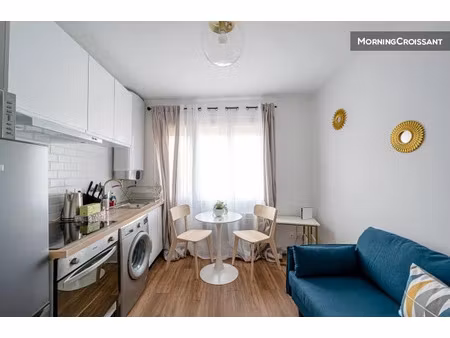 location meublée appartement 2 pièces 26 m² à drancy (93700)  1 390 €