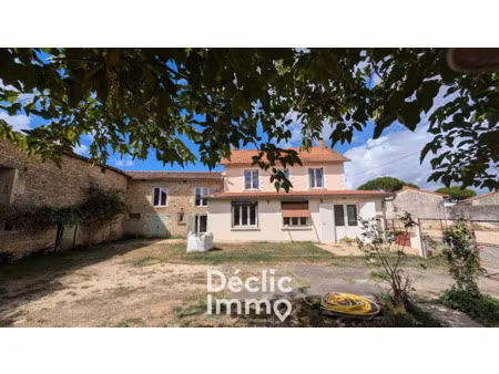 vente maison 5 pièces 190 m² à vouleme (86400)  159 000 €