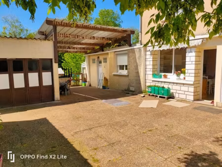 vente maison 5 pièces 155 m² à vervant (17400)  140 000 €