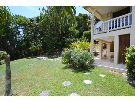 studio moderne quartier résidentiel