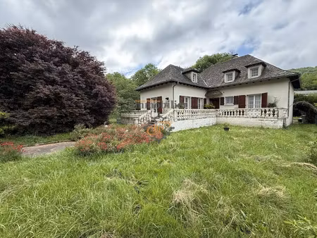 vente maison 6 pièces 210 m² à coupiac (12550)  240 000 €