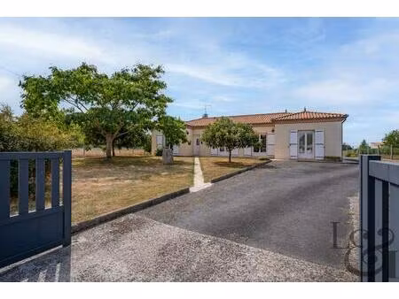 ensemble immobilier à vendre sur la commune du lédat