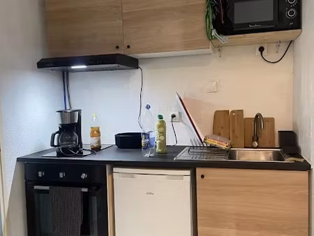 location meublée appartement 1 pièce 21 m² à sassenage (38360)  500 €