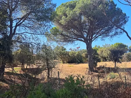 vente terrain 515 m² à frejus (83600)  280 000 €