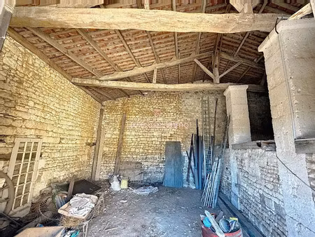 vente locaux professionnels 3 pièces 320 m² à soyaux (16800)  108 500 €