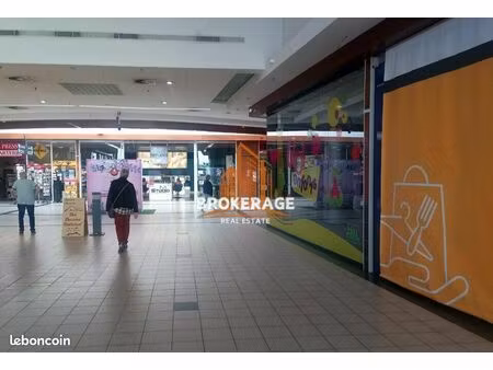 local commercial 109 m² domerat