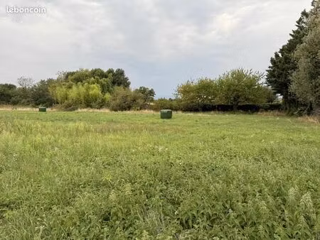 terrain 625 m² replonges