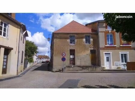 maison de village à réinventer