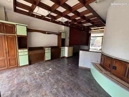 boutique 33 m² millau