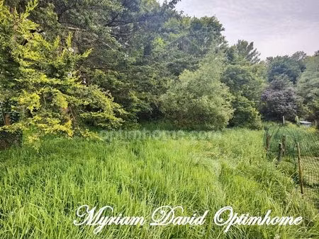 terrain 2 080 m² rostrenen