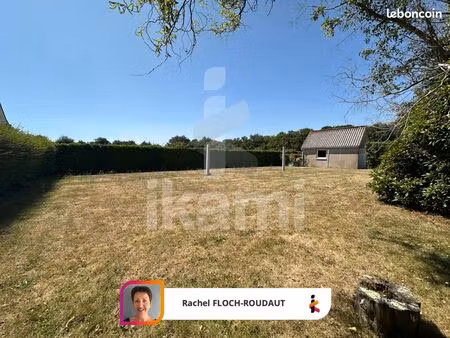 terrain 615 m² névez