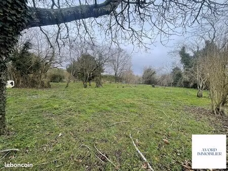 terrain 805 m² baugy