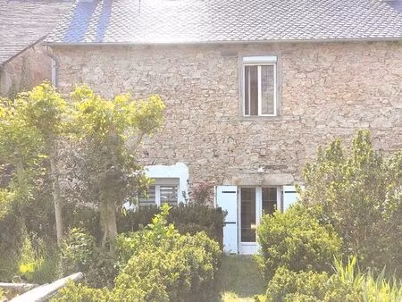 maison en pierre de 148 mètres carrés ledergues entièrement rénové