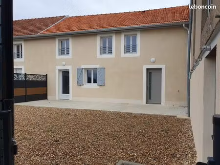 maison à louer au cœur de marzy