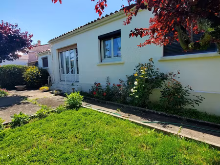 vente maison à meschers-sur-gironde (17132) : à vendre / 70m² meschers-sur-gironde