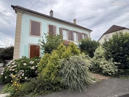 maison 8 pièces 198 m²