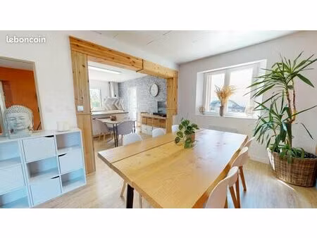 maison 7 pièces 180 m²