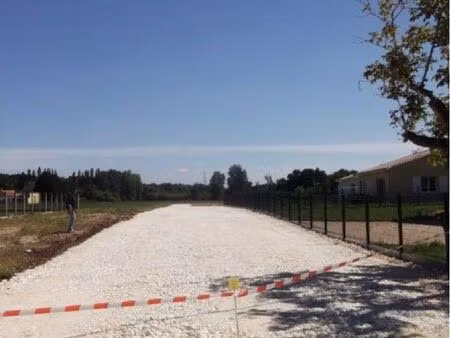 terrain constructible 2683 m2 - gours 33660