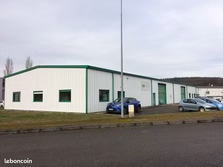 locaux d activité 730 m2