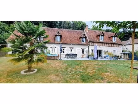 magnifique propriete 6 chambres + bureaux sur un terrain de 3253m².