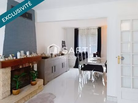 très belle maison de 7 pièces avec un double séjour  5 chambres  2 salles de bains  2 toil