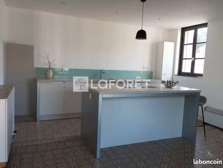 maison de village 8 pièces 196 m²