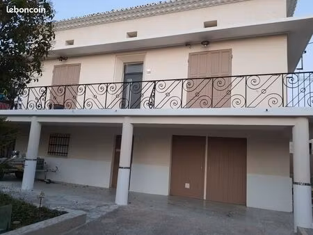 villa individuelle 4 faces sur 850m2 de terrain sur pont saint esprit 30130