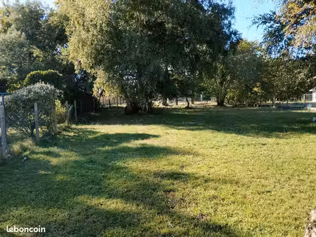 baisse de prix - terrain constructible de 750m2
