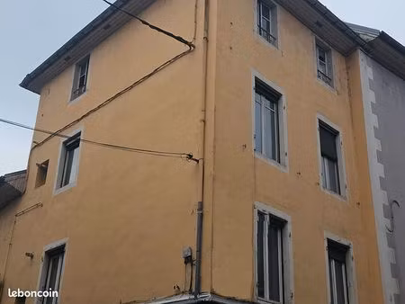 immeuble 219 m² le pont de beauvoisin